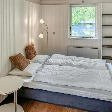 3 Bedroom Pet Friendly In * Græsted