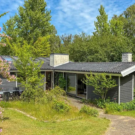 Feriehus Pet Friendly Home In Graested With Sauna *