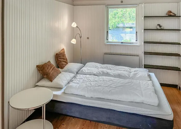 3 Bedroom Pet Friendly In * Græsted