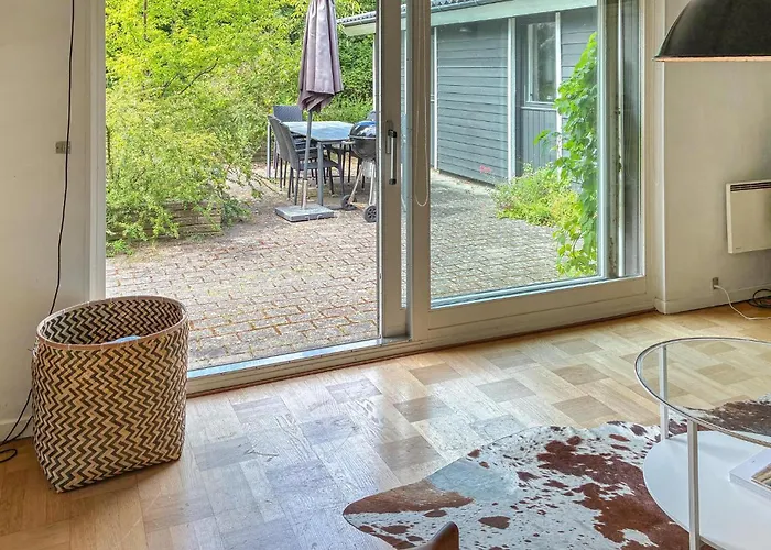 3 Bedroom Pet Friendly In