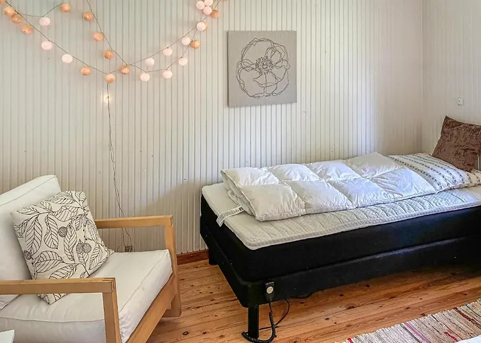 Ferienhaus 3 Bedroom Pet Friendly In *