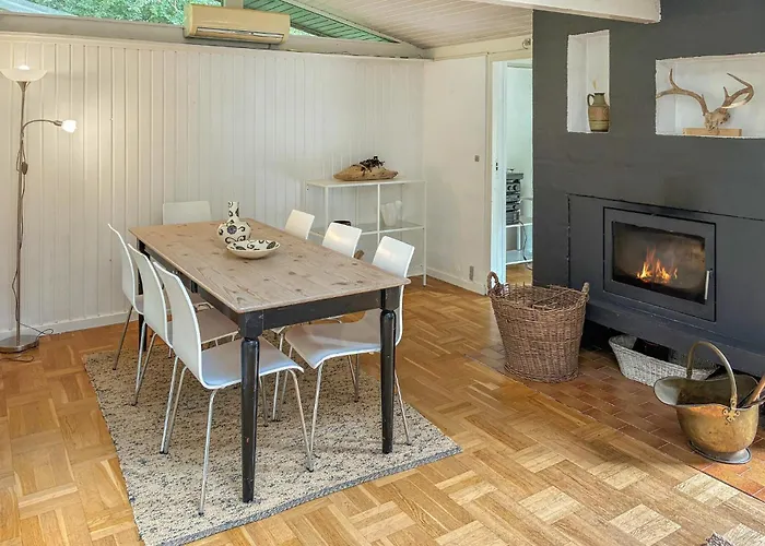 Semesterbostad 3 Bedroom Pet Friendly In Græsted